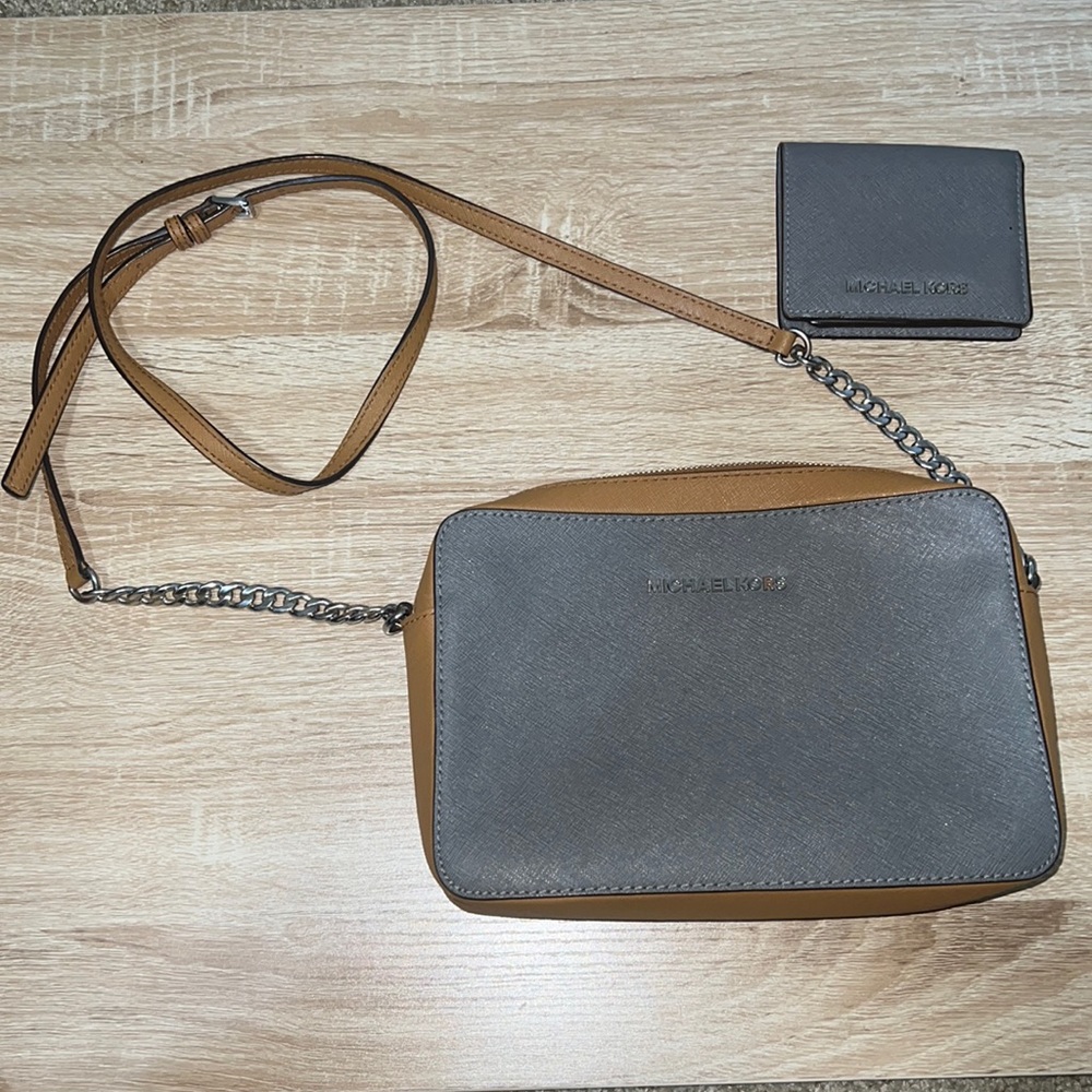 Michael Kors purse and matching wallet